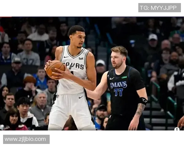 东契奇抵达洛杉矶 福克斯联手文班亚马