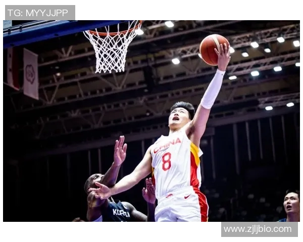 天津男篮领先辽宁12分进入末节，大张2+1提振士气