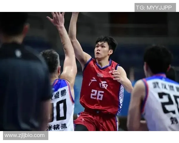 庞峥麟29分8助闪耀赛场，男篮后卫难题迎转机